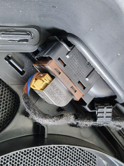 15-18 AUDI A7 4G OEM DRIVER RIGHT SIDE FRONT DOOR CARD 4G8867106A 4H0959831B