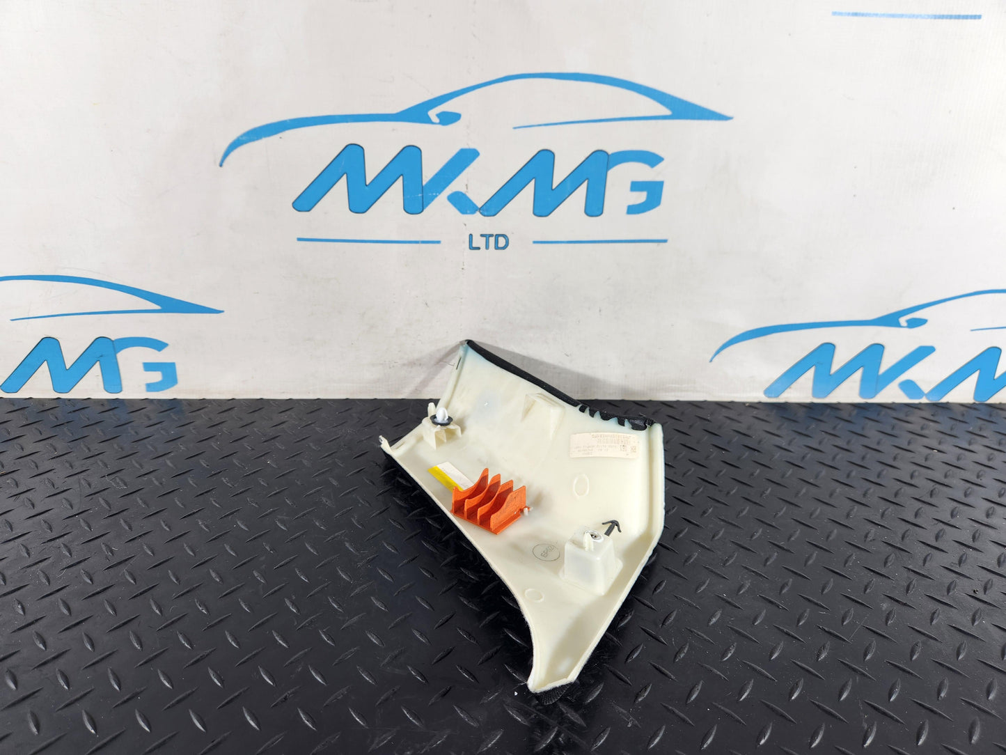 12-18 Range Rover Evoque L538 Rear Right Upper C-Pillar Trim BJ3231112AD
