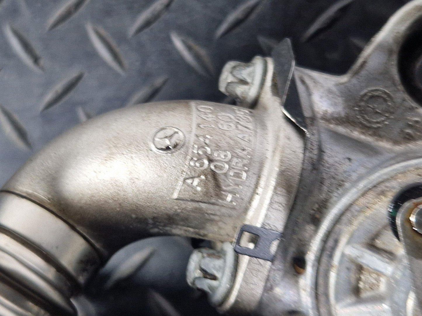 19-ON MERCEDES BENZ B CLASS W247 GENUINE EGR COOLER A6541400375