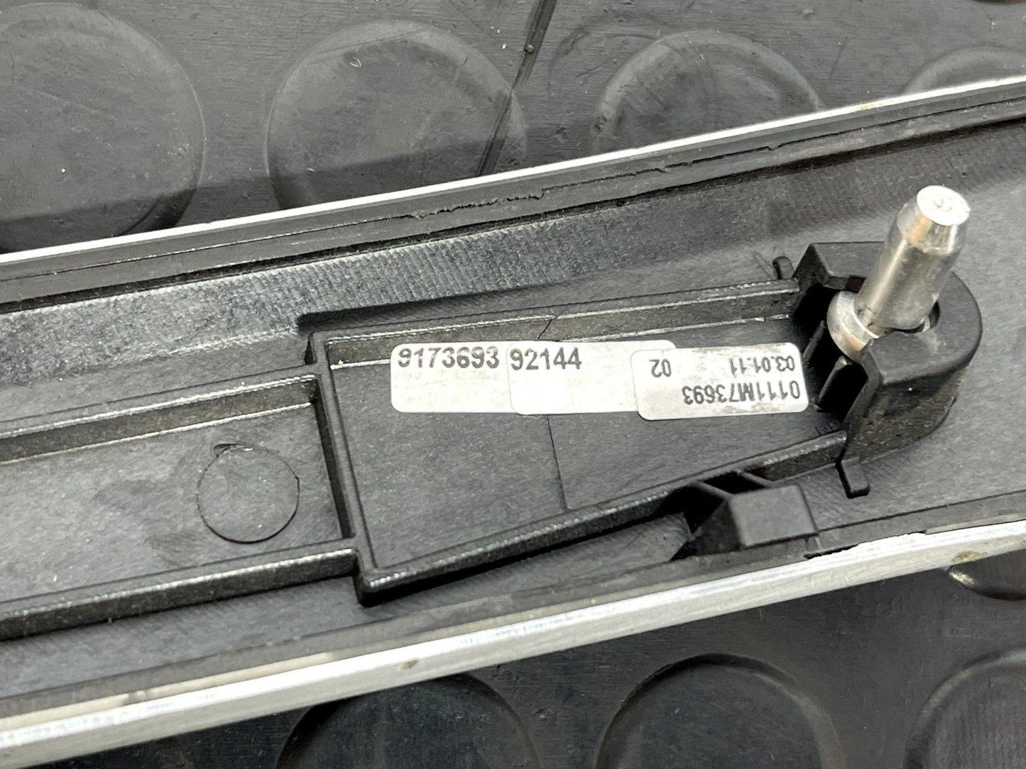 2010 BMW 3-SERIES E92 LCI GENUINE FRONT DRIVER SIDE DOOR CARD TRIM 9173693