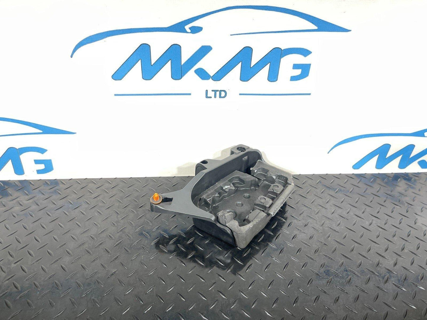Mercedes-Benz Genuine Rear Trunk Lid Dampening Drive Fits C-Class A2057500060