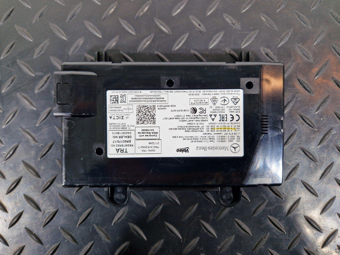19-ON MERCEDES BENZ CLA C118 TELEMATICS CONTROL MODULE A1679008309
