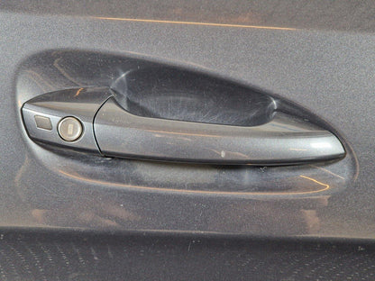 11-19 MERCEDES BENZ ML W166 FRONT RIGHT O/S COMPLETE DOOR IN TENORITE GREY 755