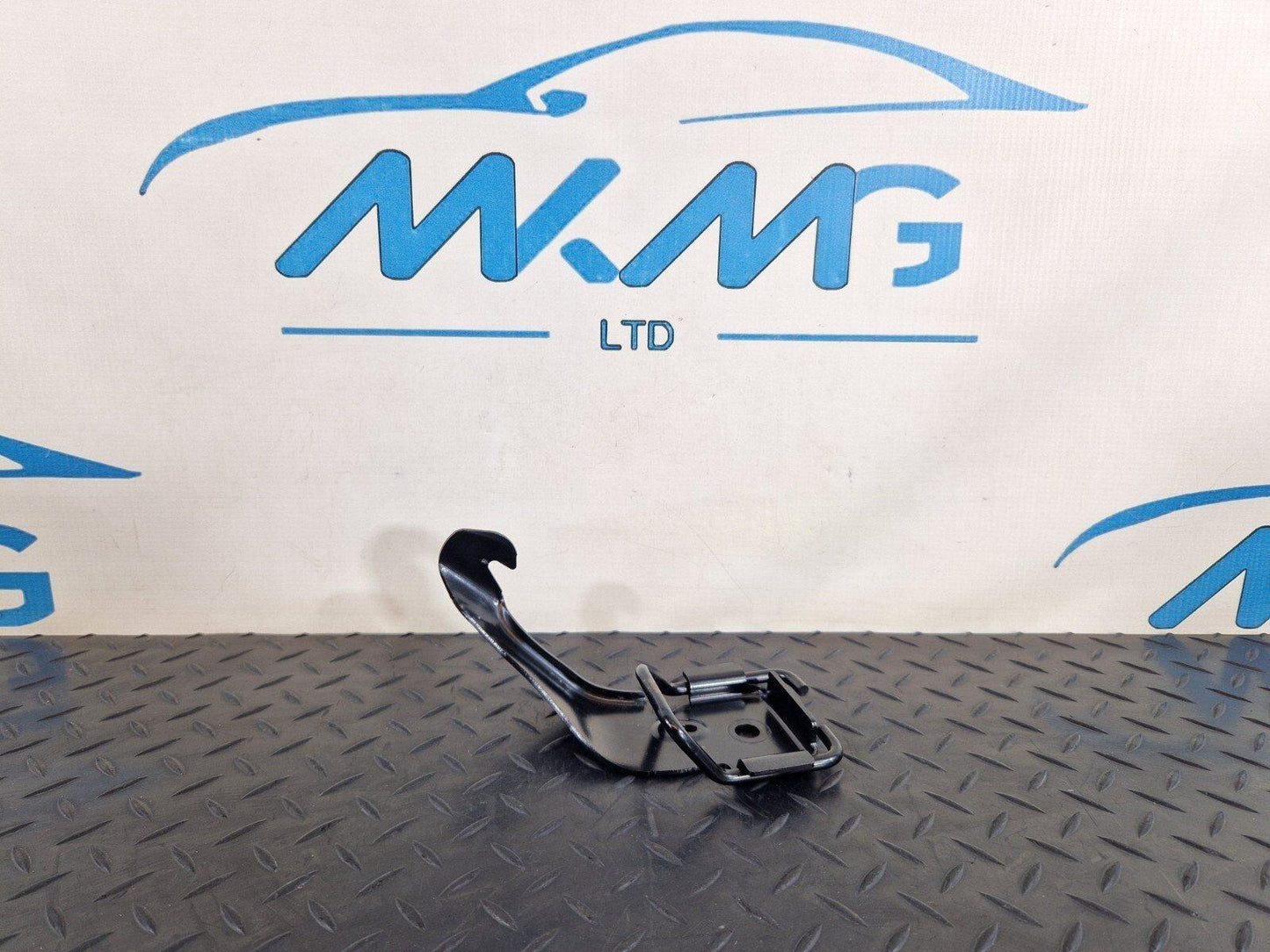 MERCEDES A CLASS W177 REAR RIGH O/S SEAT ISOFIX HOLDER MOUNT BRACKET A1779201800