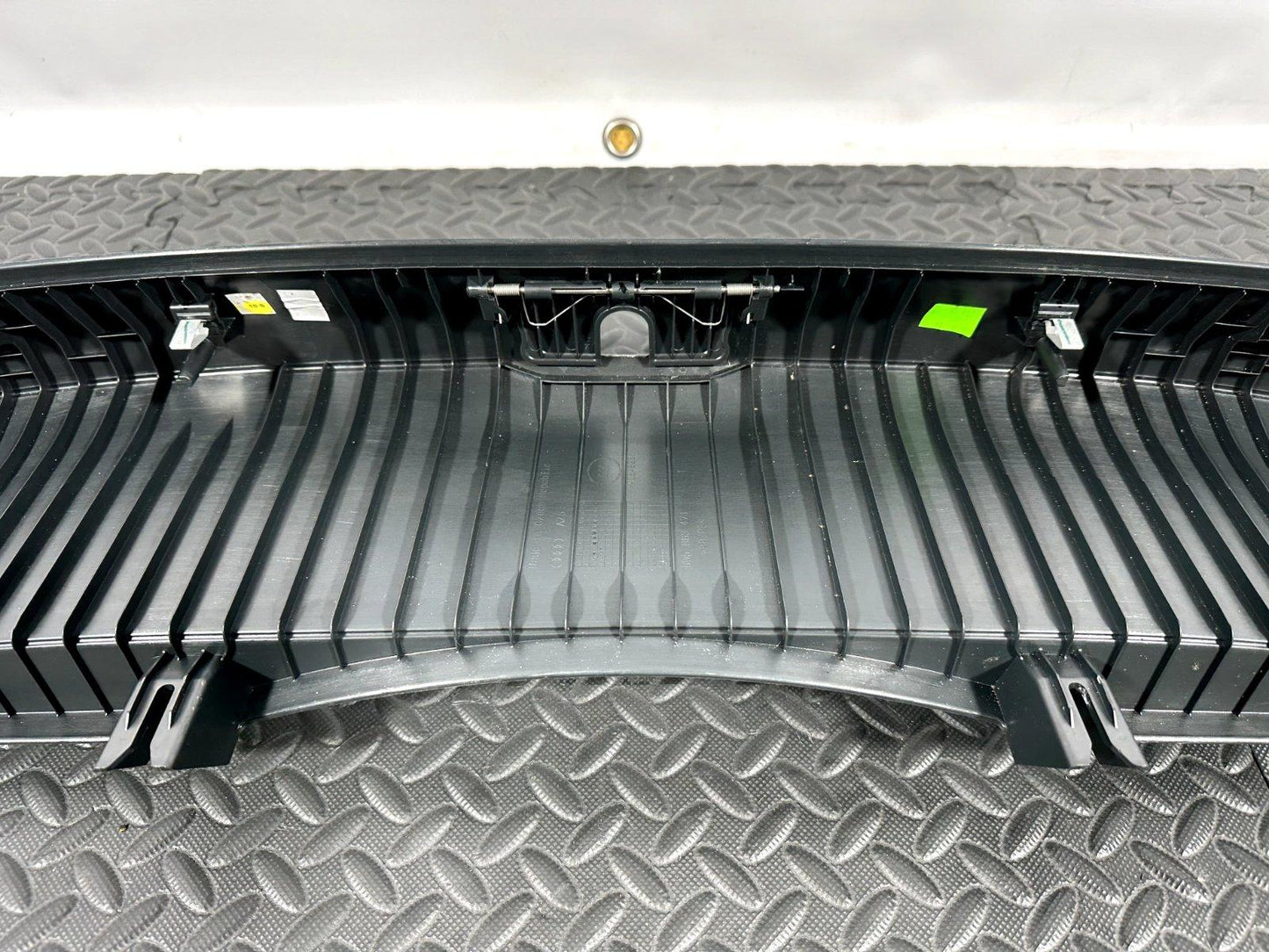 16-19 AUDI A4 B9 SALOON GENUINE BOOT TRUNK SILL COVER PROTECTION 8W5863471