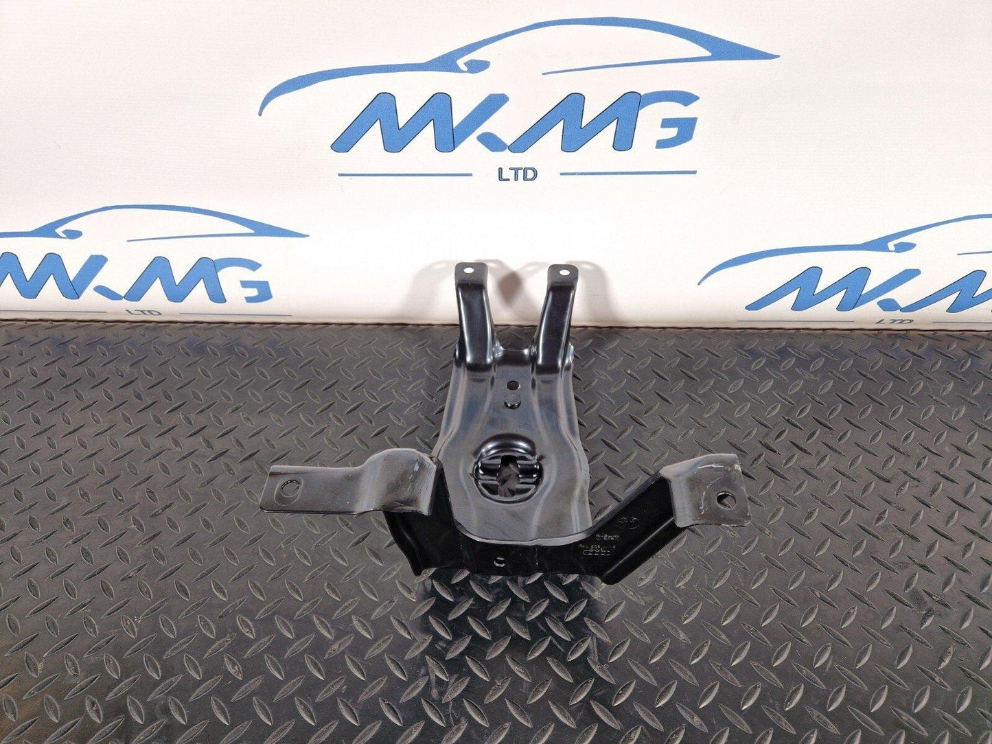 16-24 AUDI A5 F5 CONVERTIBLE SPARE WHEEL MOUNT BRACKET 8W7802715