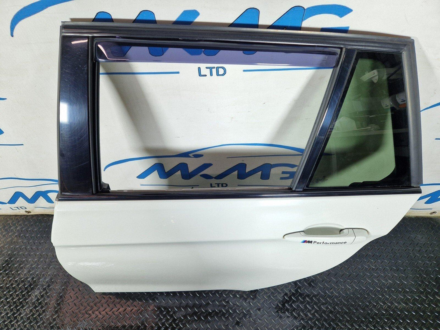 12-18 BMW 3 SERIES F30 F31 LCI REAR GENUINE PASSENGER LEFT DOOR