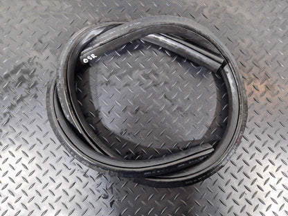 12-17 AUDI S5 CONVERTIBLE FRONT LOWER DOOR SEAL FITS LEFT & RIGHT 8F0831707B