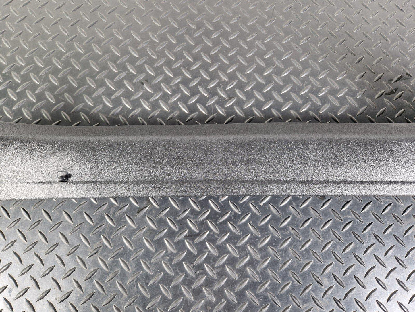 10-18 AUDI A7 4G S-LINE GENUINE BOOT LID LEFT SIDE TRIM INNER PANEL 4G8867607
