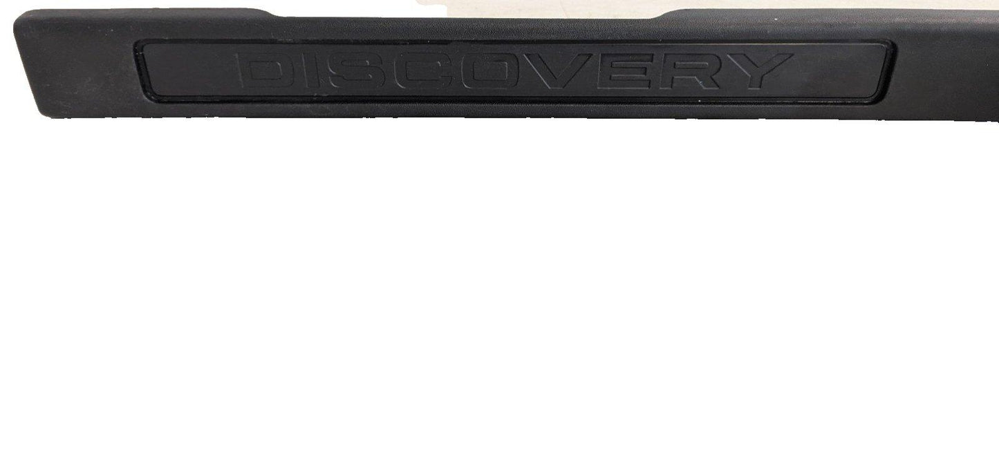 14-19 LAND ROVER L550 DISCOVERY RIGHT SIDE O/S LOWER ENTRY TRIM FK7202348AD8PVJ