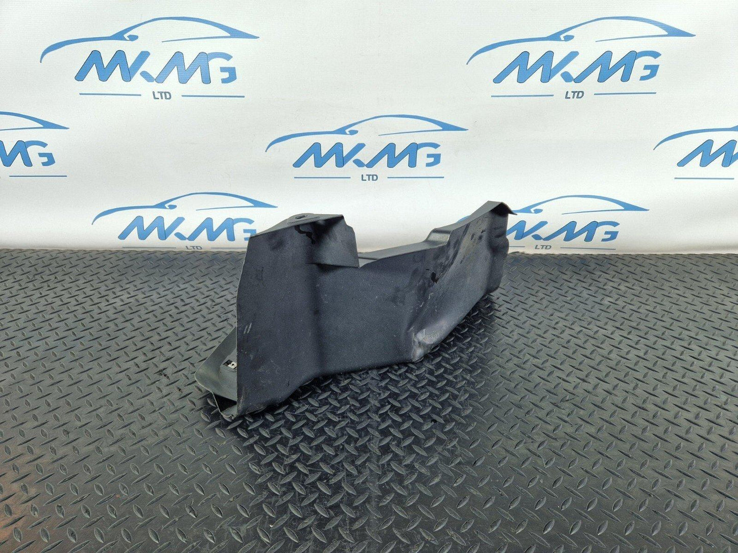 12-17 AUDI Q5 8R GENUINE OEM REAR RIGHT O/S UNDERBODY UNDERTRY TRIM 8R0825219B
