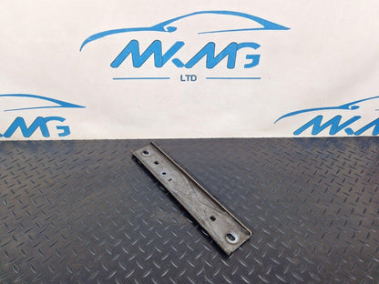 19-ON MERCEDES BENZ A CLASS W177 EXHAUST HOLDER BRACKET A2474921400