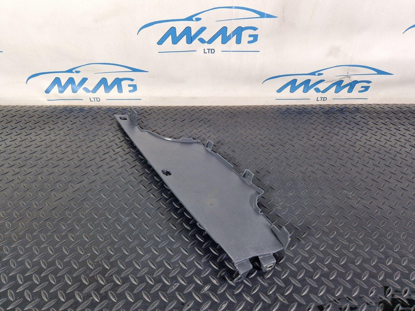 18-ON MERCEDES BENZ SPRINTER W907 W910 PANEL TRIM DASHBOARD COVER A9106804400