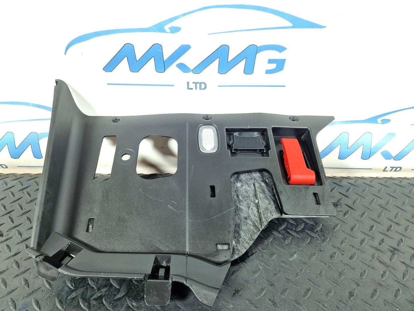 11-19 MERCEDES BENZ ML W166 UNDER DASH PANEL TRIM COVER RIGHT SIDE A1666803607
