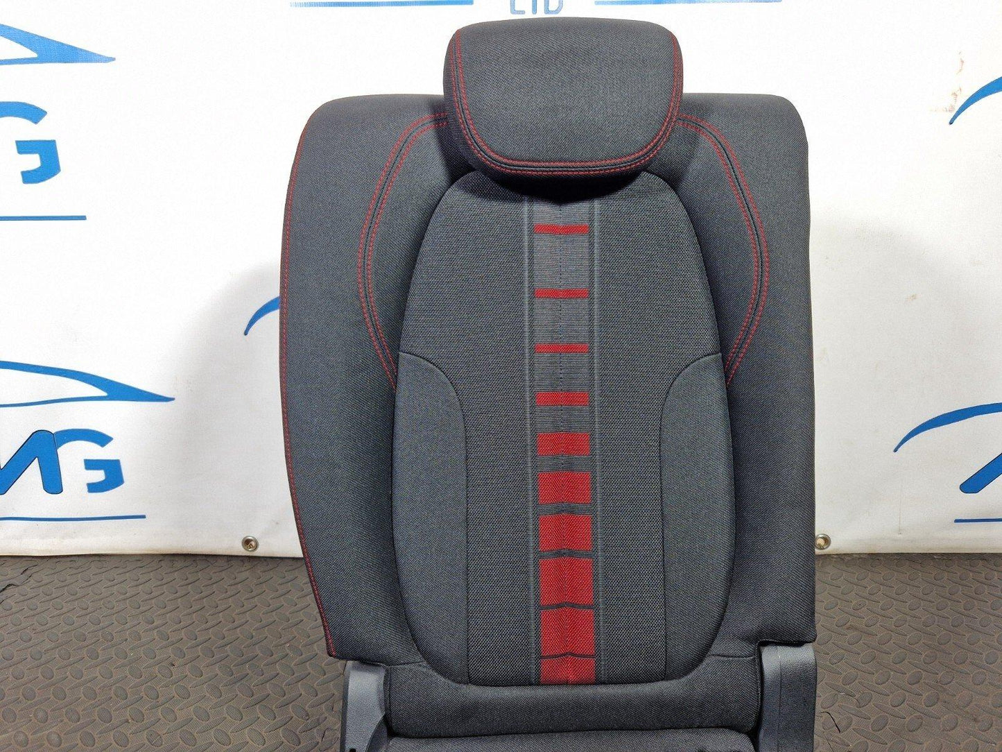 BMW 2 X1 SERIES F45 F48 GENUINE REAR RIGHT O/S CLOTH FABRIC COMPLETE SEAT RED
