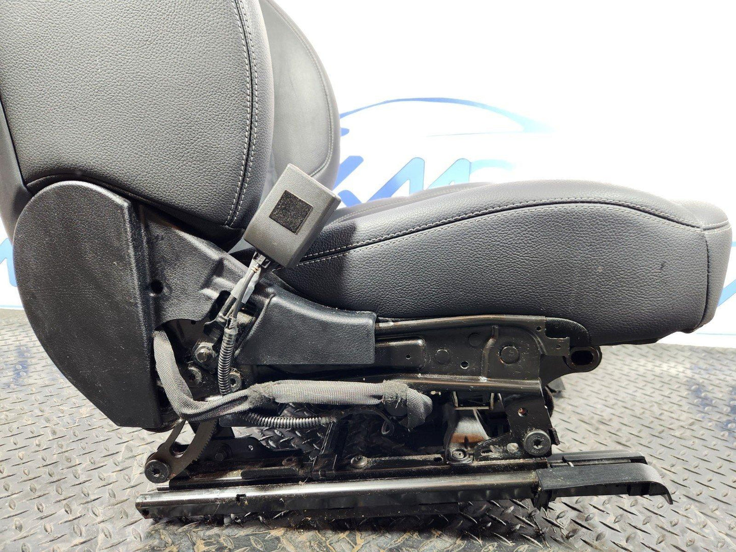 11-19 MERCEDES ML W166 FRONT LEFT N/S FULL ELECTRIC HEATED HALF LEATHER SEAT