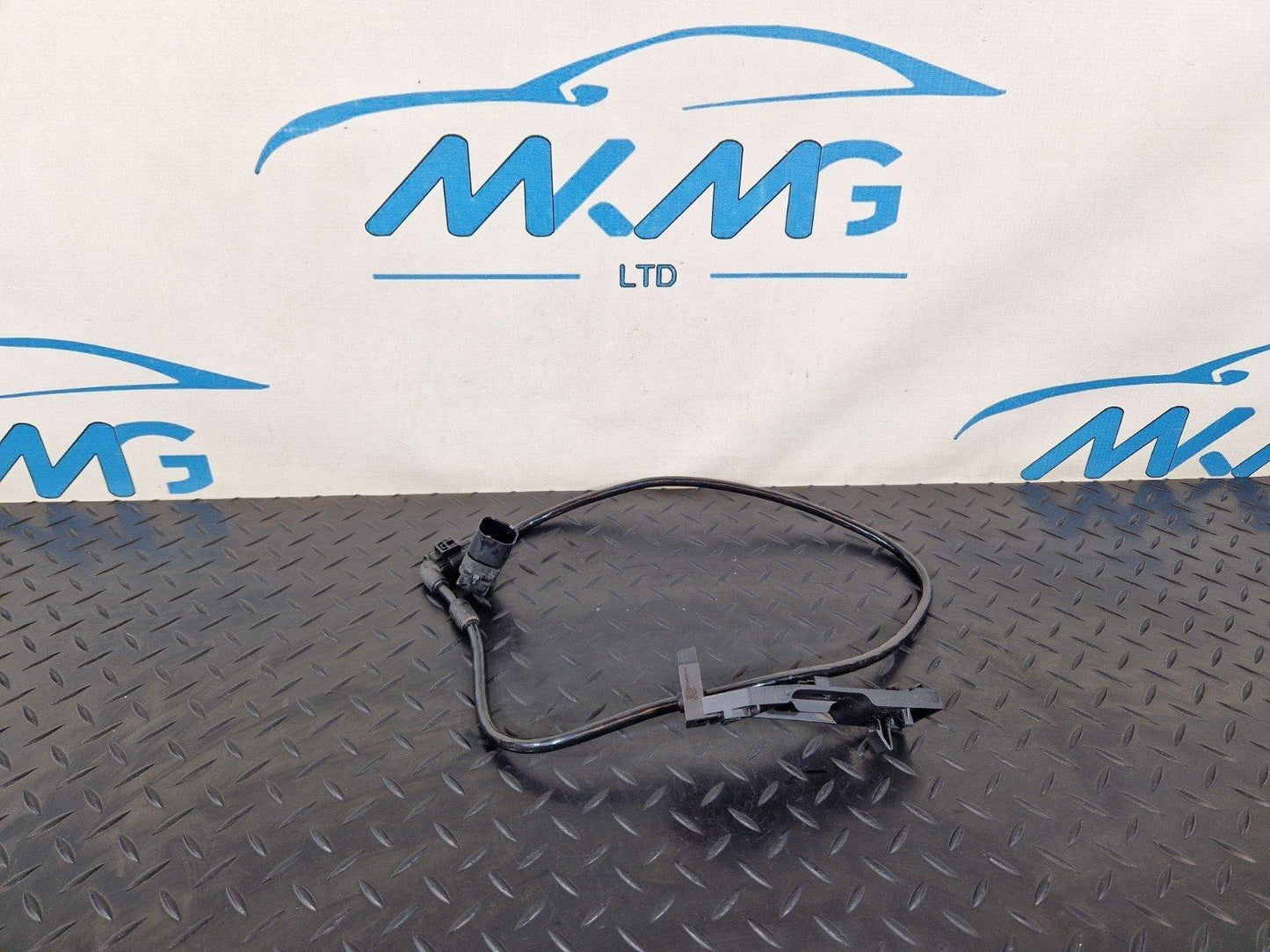 12-18 MERCEDES BENZ W176 OEM BRAKE SENSOR WIRING HARNESS A2465401305
