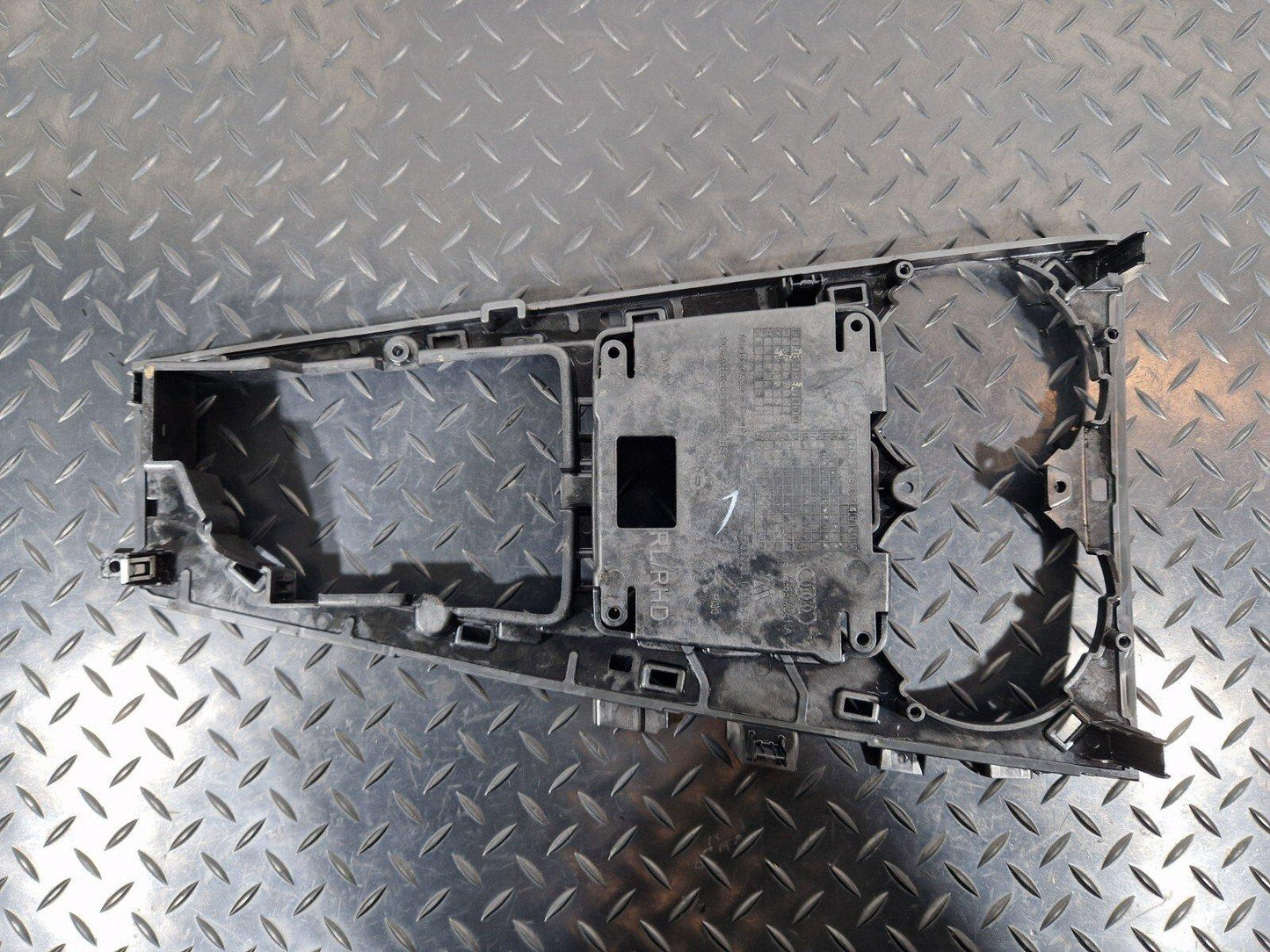 16-23 AUDI A5 F5 GENUINE CENTRE CONSOLE TRIM 8W2864261A
