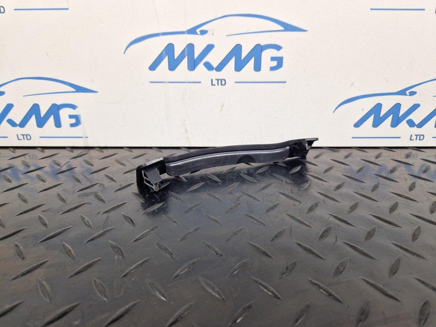 10-18 AUDI A7 4G S-LINE GENUINE BOOT LID LEFT SIDE TRIM INNER PANEL 4G8867607