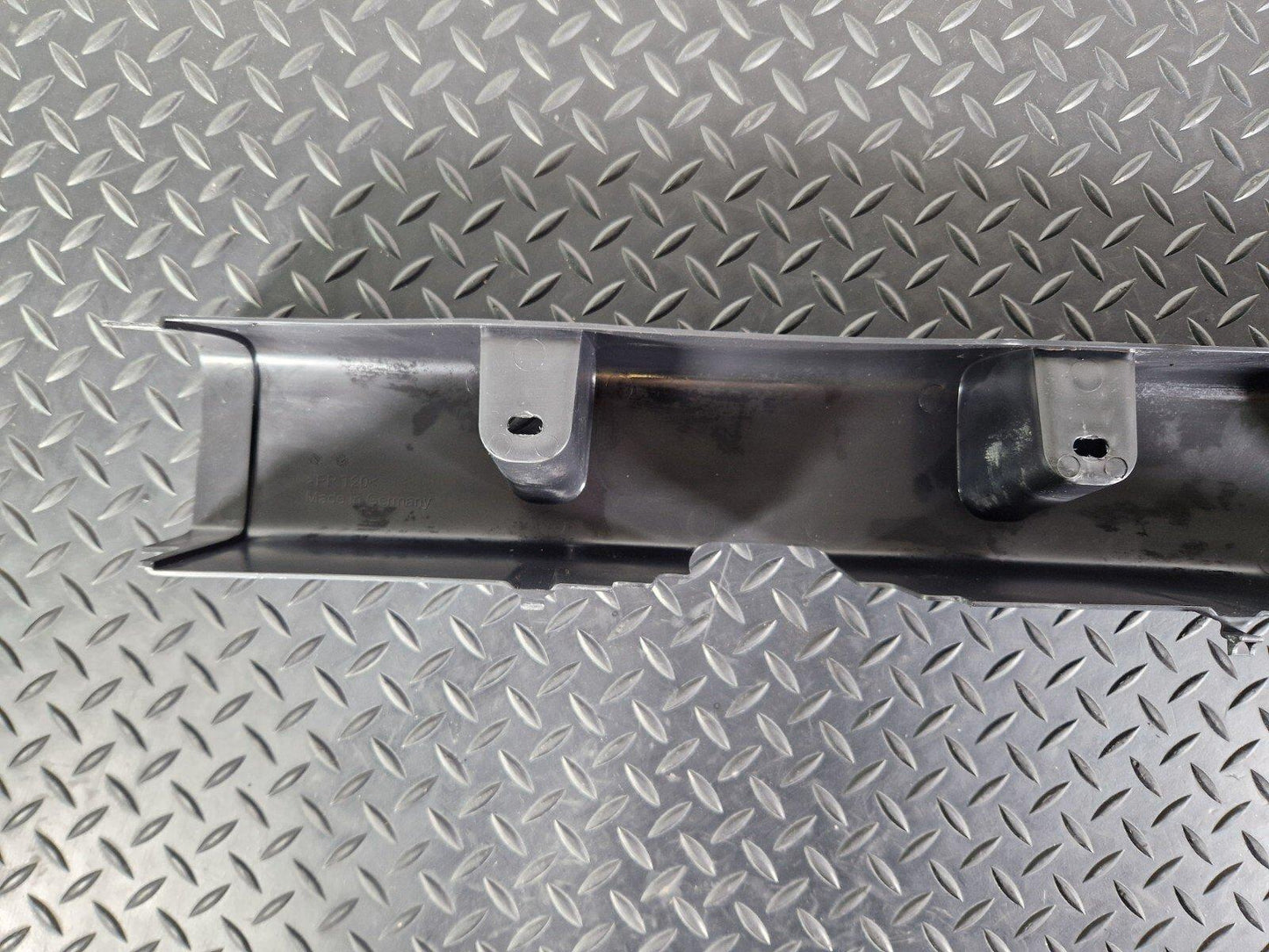 18-ON MERCEDES-BENZ SPRINTER W907 W910 CABLE DUCT GUIDE BRACKET A9078211200