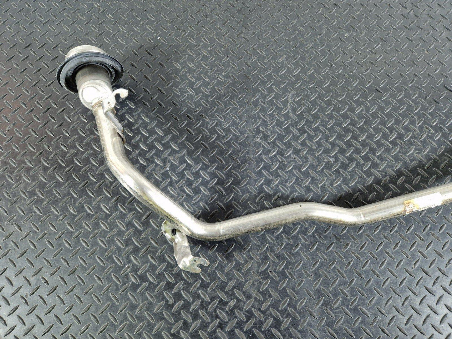 14-20 MERCEDES GLA X156 GENUINE DIESEL FUEL FILLER NECK PIPE HOSE A2464701220