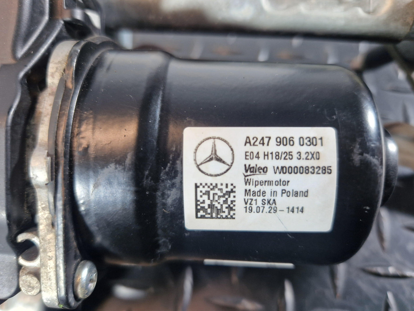 2019 Mercedes-Benz B200d B-Class W247 SUV Wiper Linkage A2479060301 A2478208902