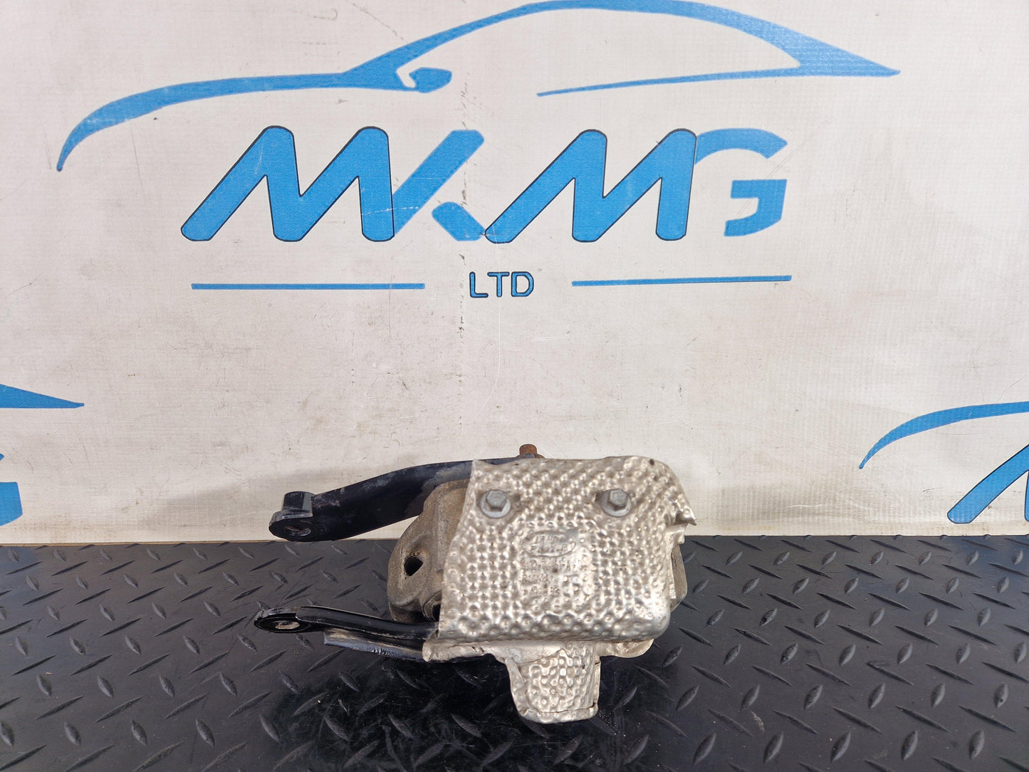 12-18 Land Rover Evoque L538 Front Engine Mount Bracket GJ326H051A 6G926P082AB