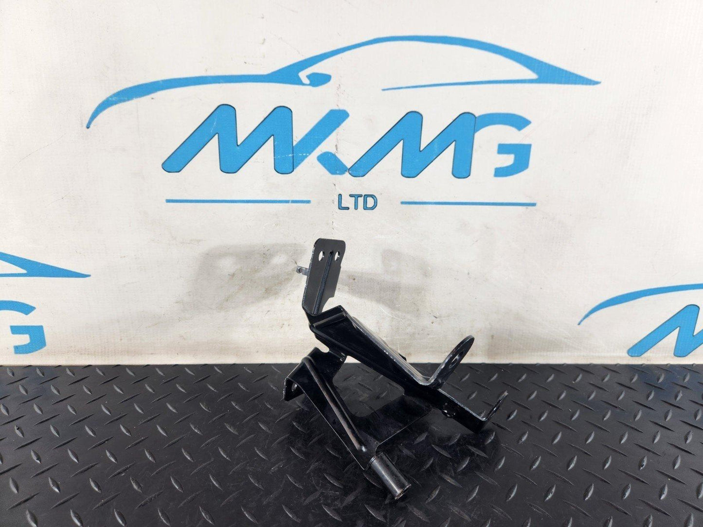 10-15 AUDI Q7 4L GENUINE FUEL FILTER HOLDER BRACKET 4L0201710