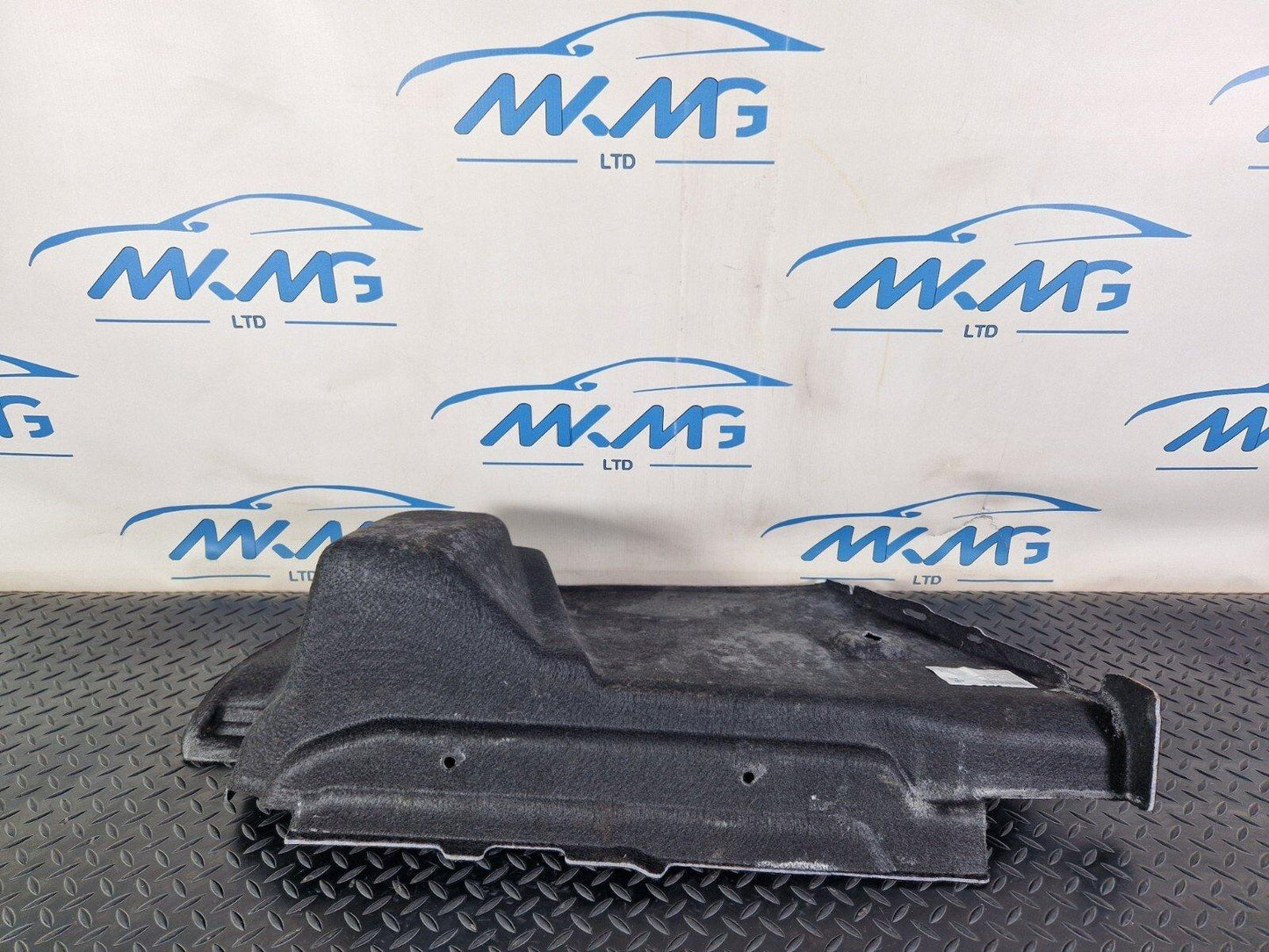 18-ON MERCEDES A CLASS W177 REAR RIGHT BOOT SIDE MAT LINER CARPET A177690100