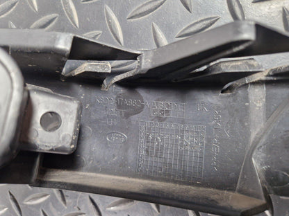19-ON RANGE ROVER EVOQUE L551 REAR BUMPER MOUNT BRACKET K8D217A882A