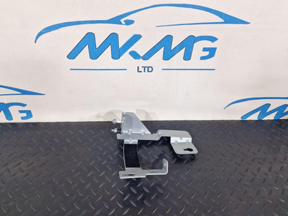 19-ON MERCEDES BENZ CLA C118 WATER COOLER VALVE BRACKET A1775043700
