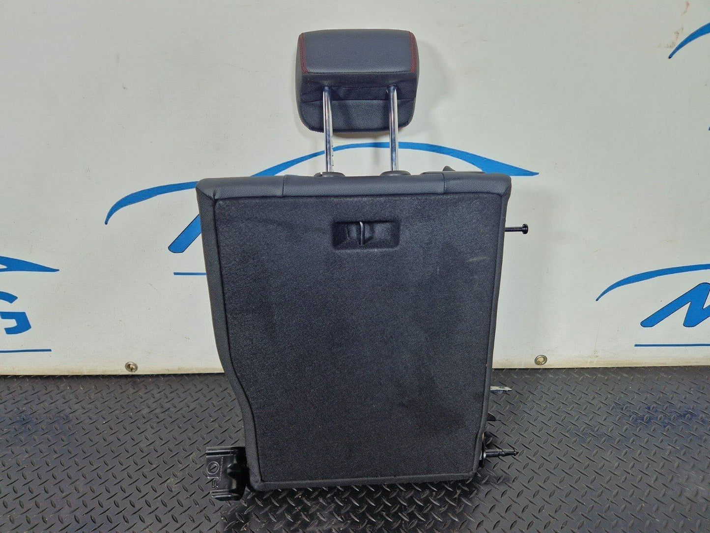 19-ON MERCEDES BENZ A CLASS EQ W177 V177 A250e REAR LEFT SEAT