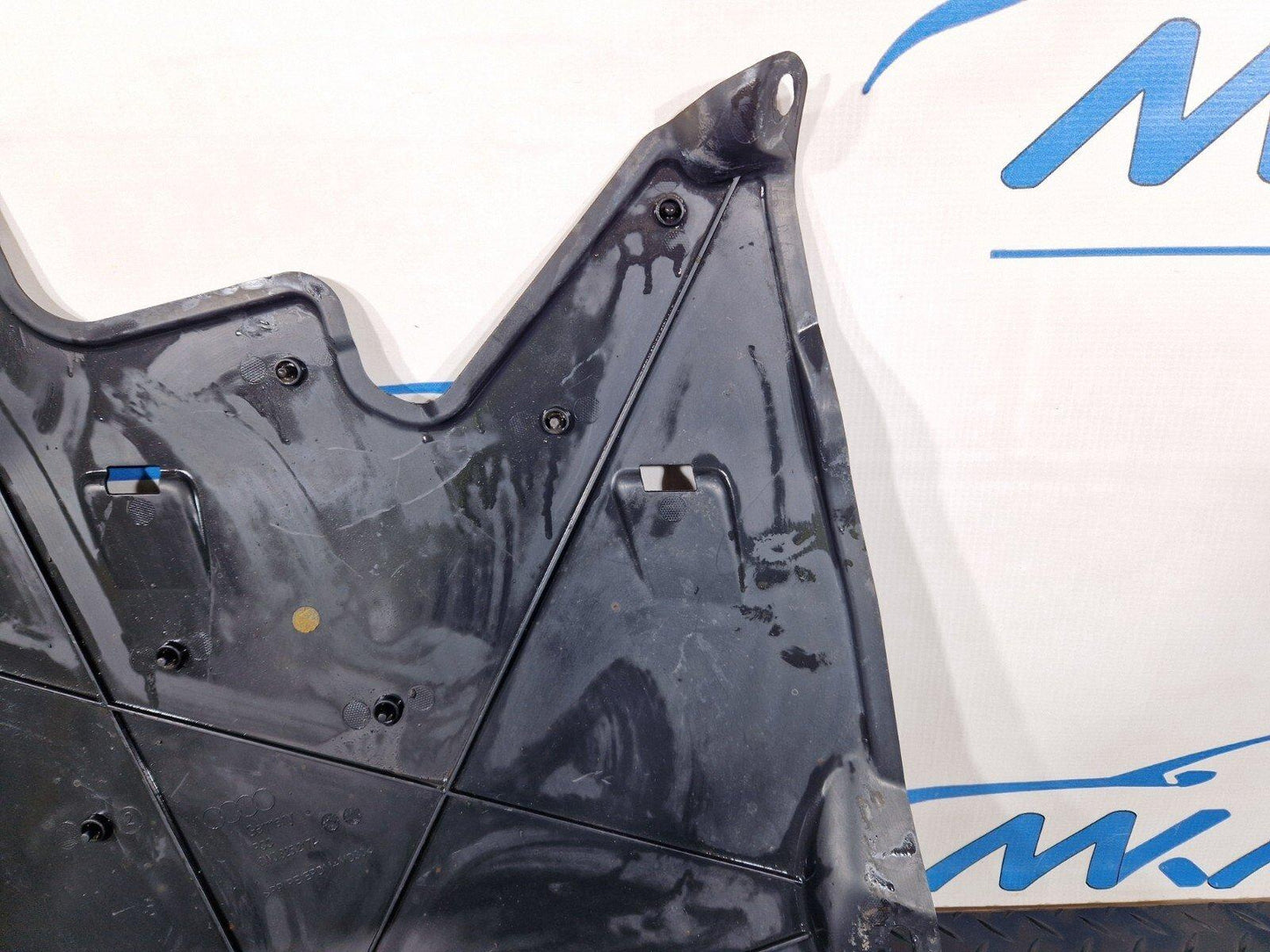 16-19 AUDI A4 B9 GENUINE REAR LEFT SIDE UNDERTRAY COVER 8W0825217A
