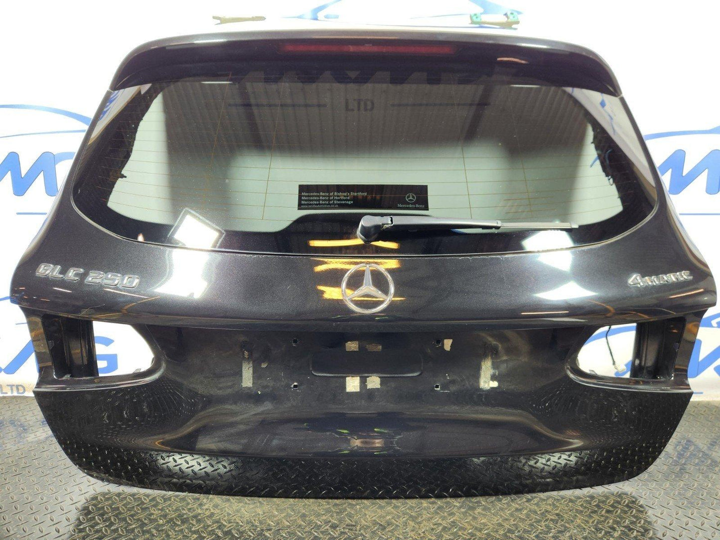 16-22 MERCEDES BENZ X253 REAR TAILGATE BOOTLID WITH GLASS IN OBSIDIAN BLACK 197
