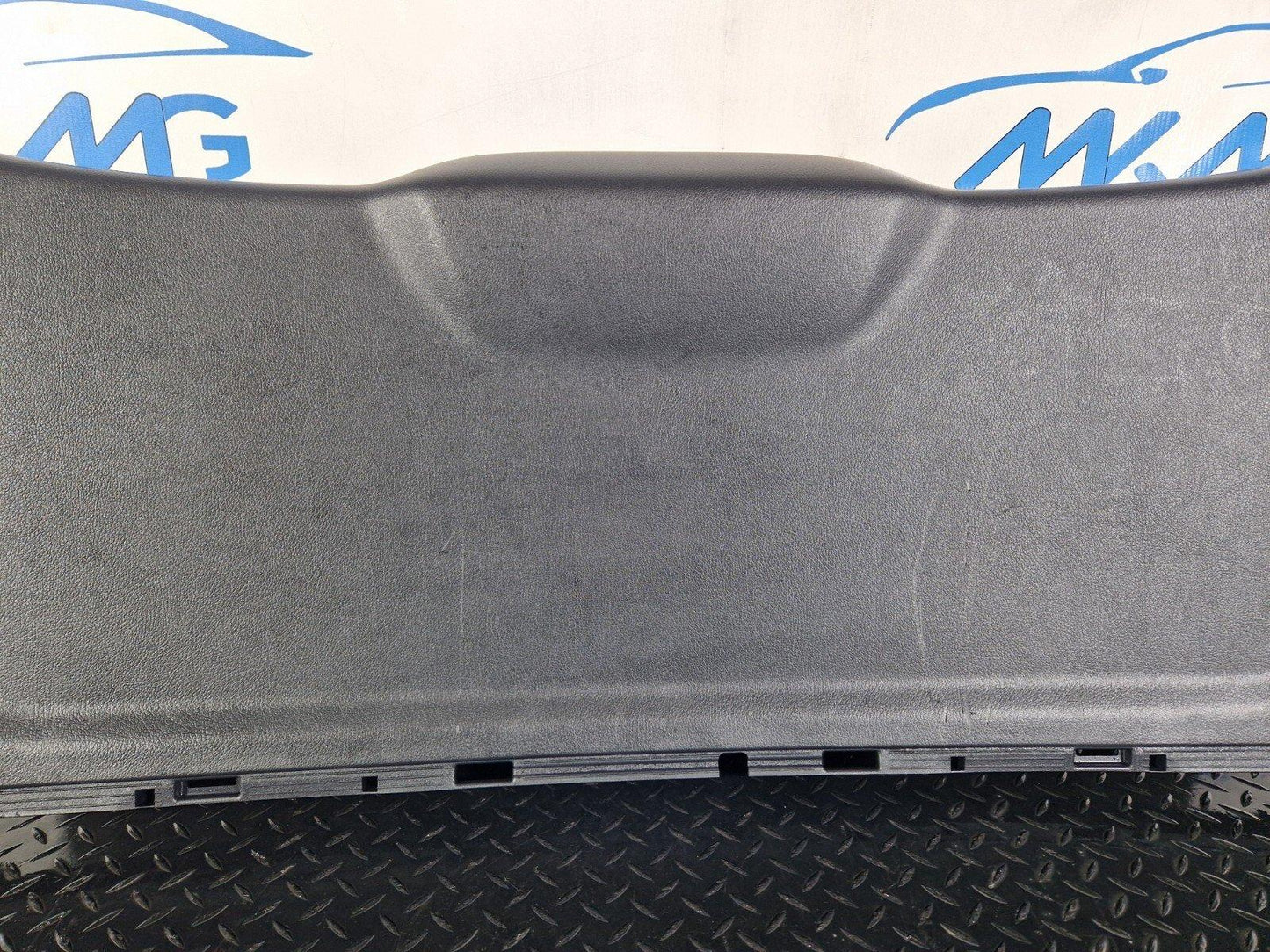 19-ON MERCEDES BENZ B CLASS W247 TAILGATE BOOT PANEL COVER TRIM A2477402300