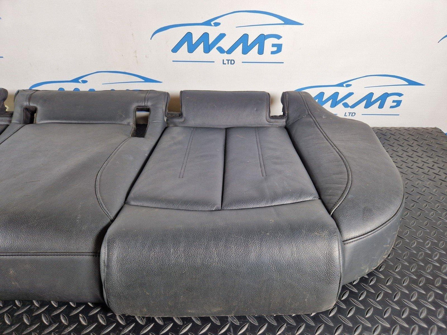 12-18 AUDI A6 C7 AVANT GENUINE REAR LEATHER SEAT BASE IN BLACK 4G0885375K