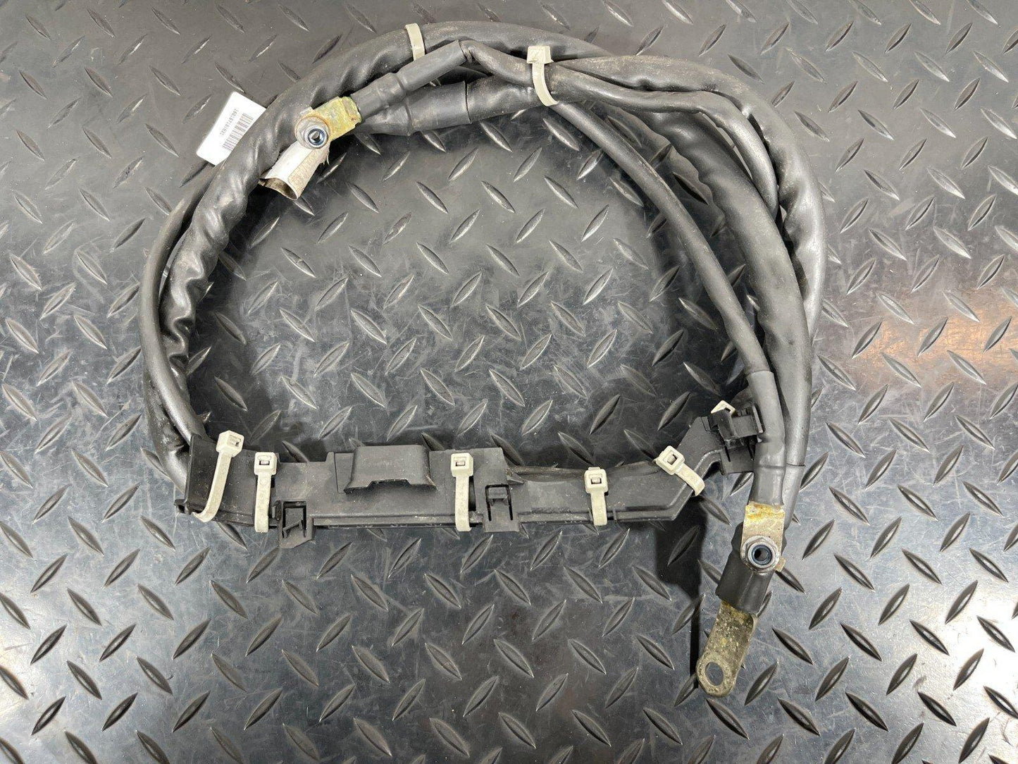 14-21 MERCEDES BENZ C300h W205 GENUINE PREFUSE BOX CABLE HARNESS A2054403136