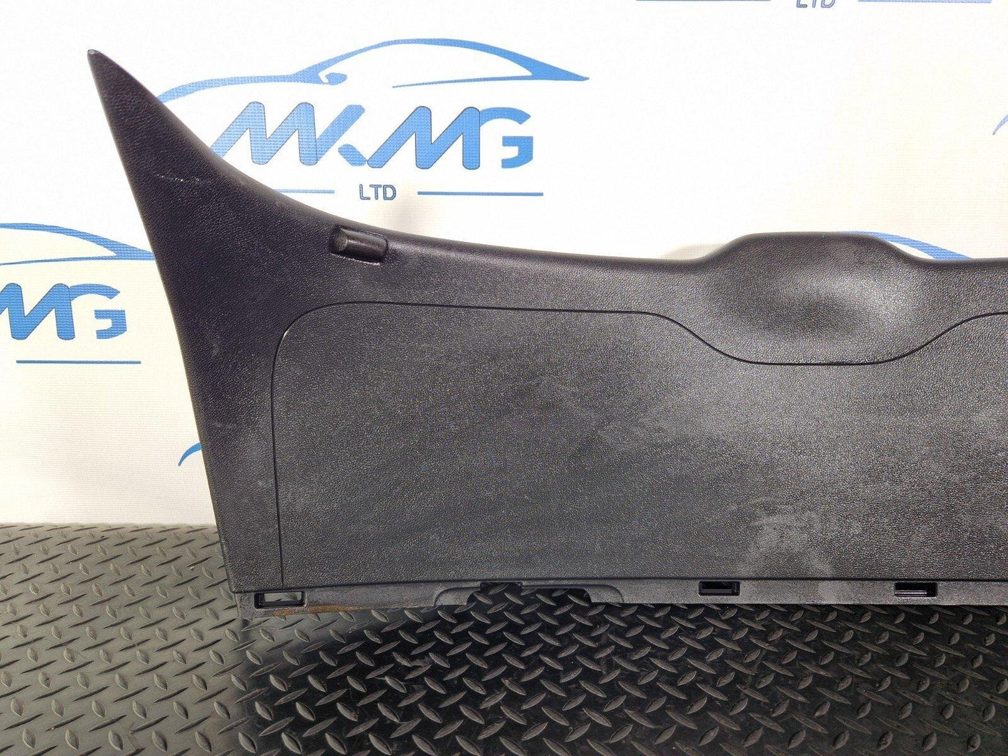 14-19 MERCEDES BENZ GLA X156 GENUINE OEM TRUNK LID INNER COVER TRIM A1567402100