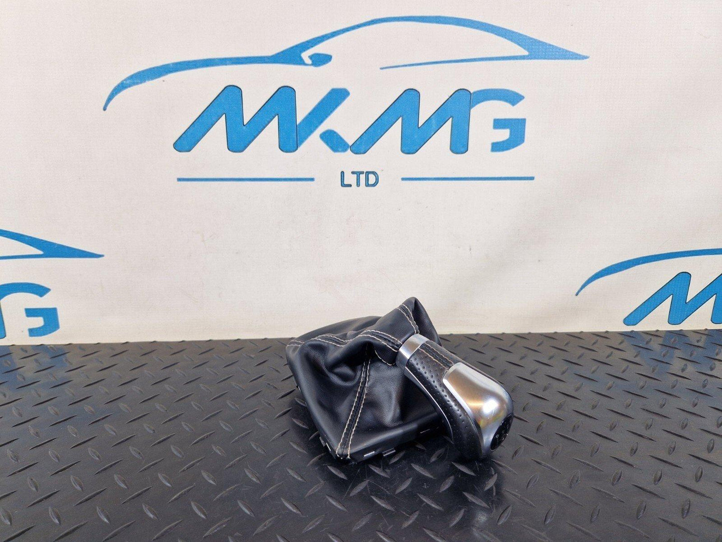 14-19 MERCEDES BENZ GLA X156 GENUINE OEM GEARKNOB A1763641710