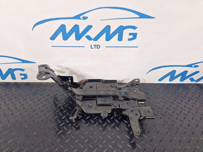 19-ON MERCEDES BENZ A CLASS EQ W177 ENGINE BAY SUPPORT BRACKET A2475450700