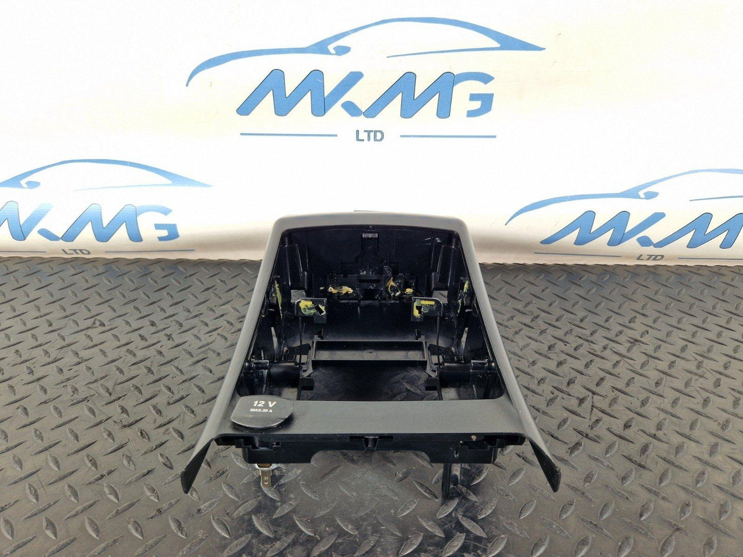 11-19 MERCEDES BENZ ML W166 GENUINE RMD BLACK NON SMOKER ASSY 16929208 DAMAGED