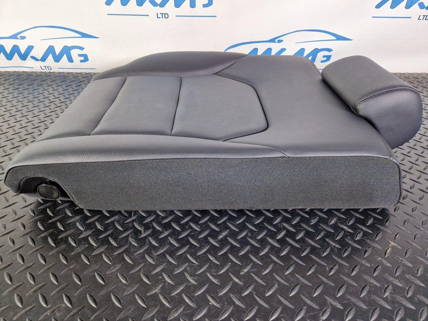 12-18 MERCEDES BENZ B-CLASS W246 REAR RIGHT LEATHER SEAT BACKREST BLACK