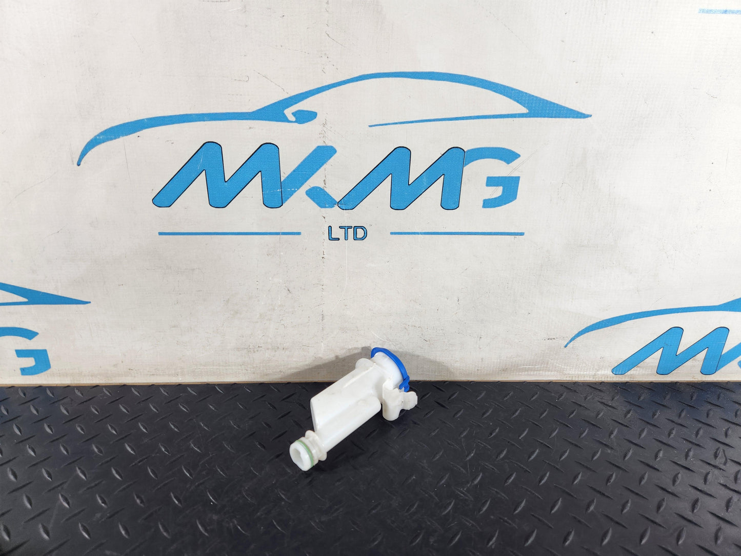 Land Rover Range Rover Evoque L551 Washer Fluid Tank Filler Neck K8D2-17C615-AA