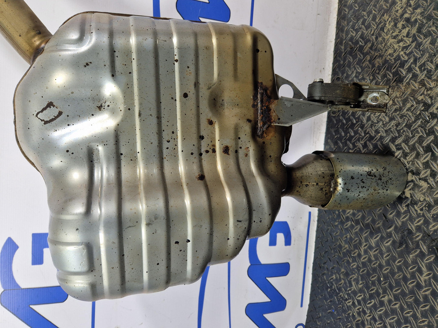 Audi A6 A7 4G 3.0 TDI Exhaust System Double Twin Muffler 4G0253612AE 4G0253611AE