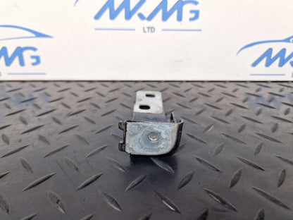 16-19 AUDI A4 B9 GENUINE FRONT LEFT PASSENGER SIDE WING BRACKET 8W0821433B