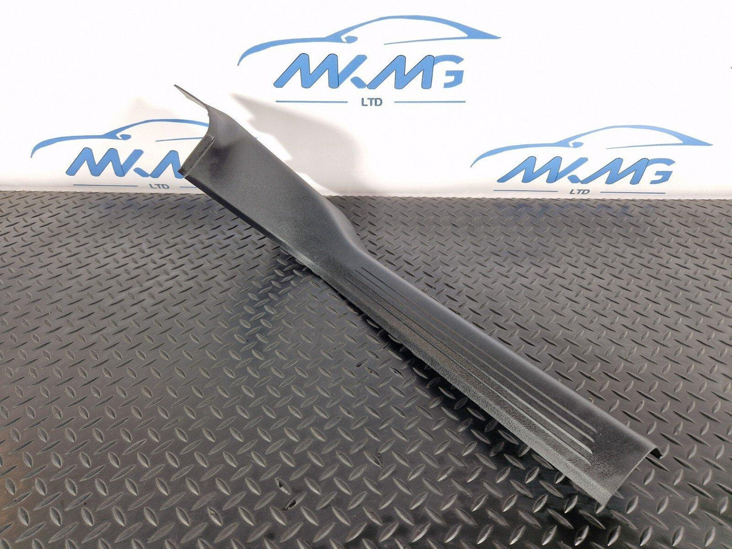 19-ON MERCEDES BENZ B CLASS W247 REAR RIGHT SIDE SILL COVER PANEL A1776802300