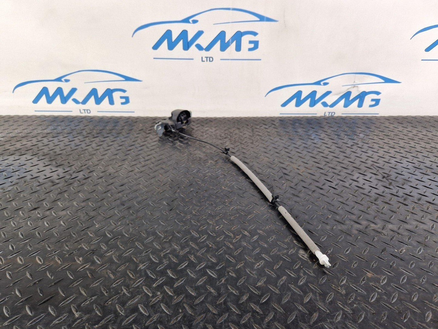 19-ON MERCEDES BENZ CLA C118 REAR RIGHT O/S/R SEAT LOCK A2389203501