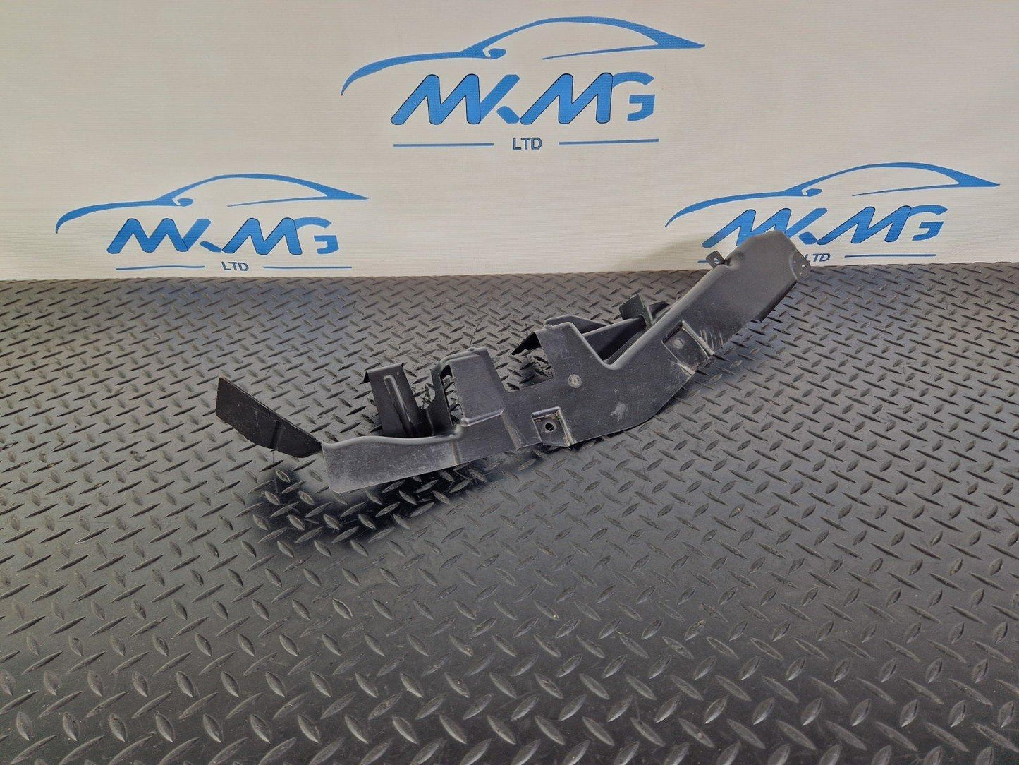 10-13 BMW X5 E70 LCI GENUINE N/S LEFT SIDE STEERING GEAR COVER TRIM 7160239
