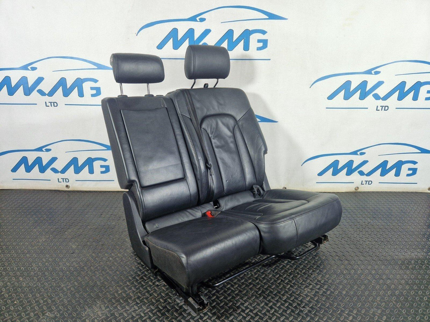 10-15 AUDI Q7 4L GENUINE REAR LEFT SEATS 2ND ROW 4L0890037