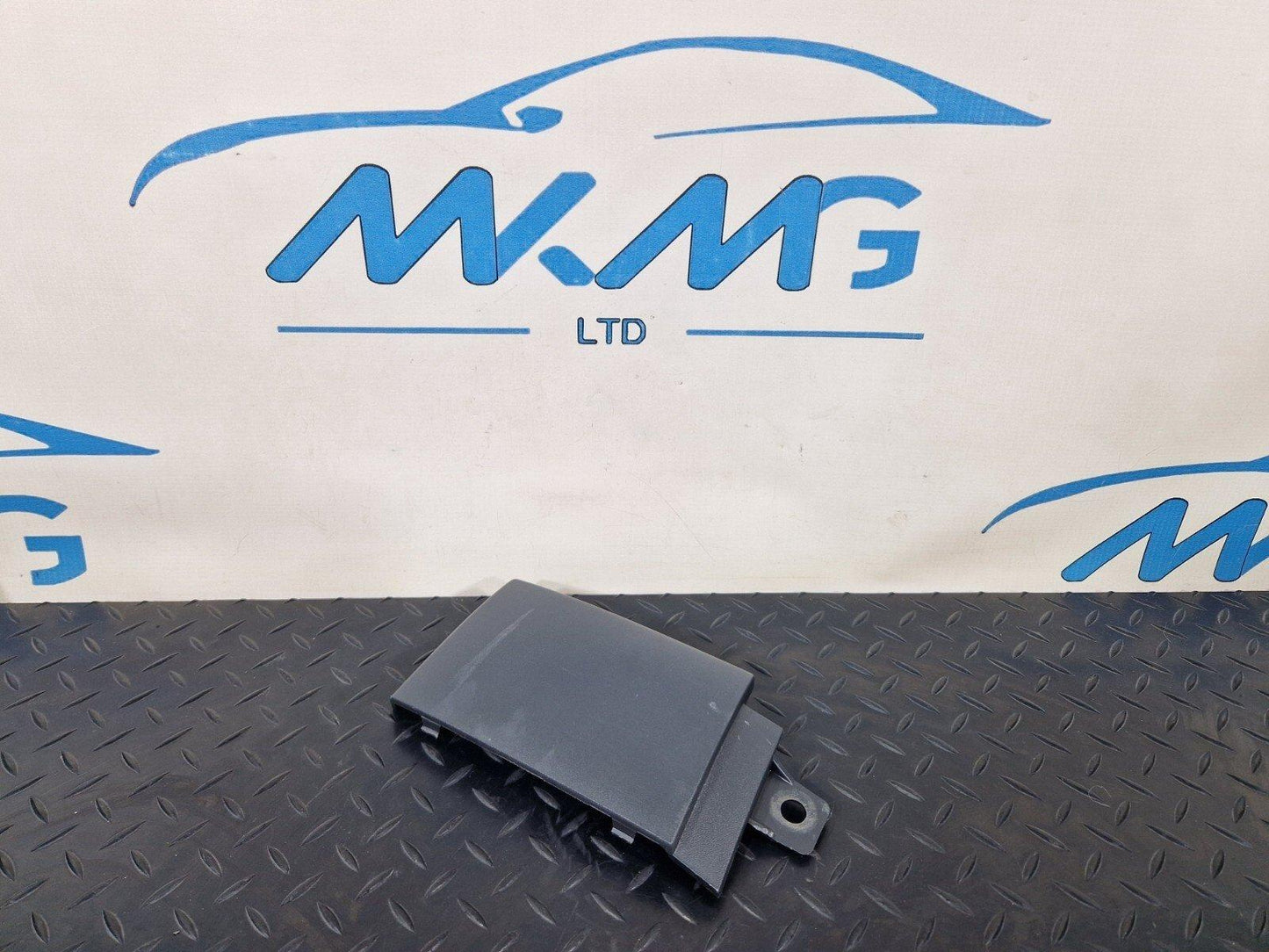 18-ON MERCEDES BENZ SPRINTER W907 W910 OEM REAR BUMPER COVER A9108803800